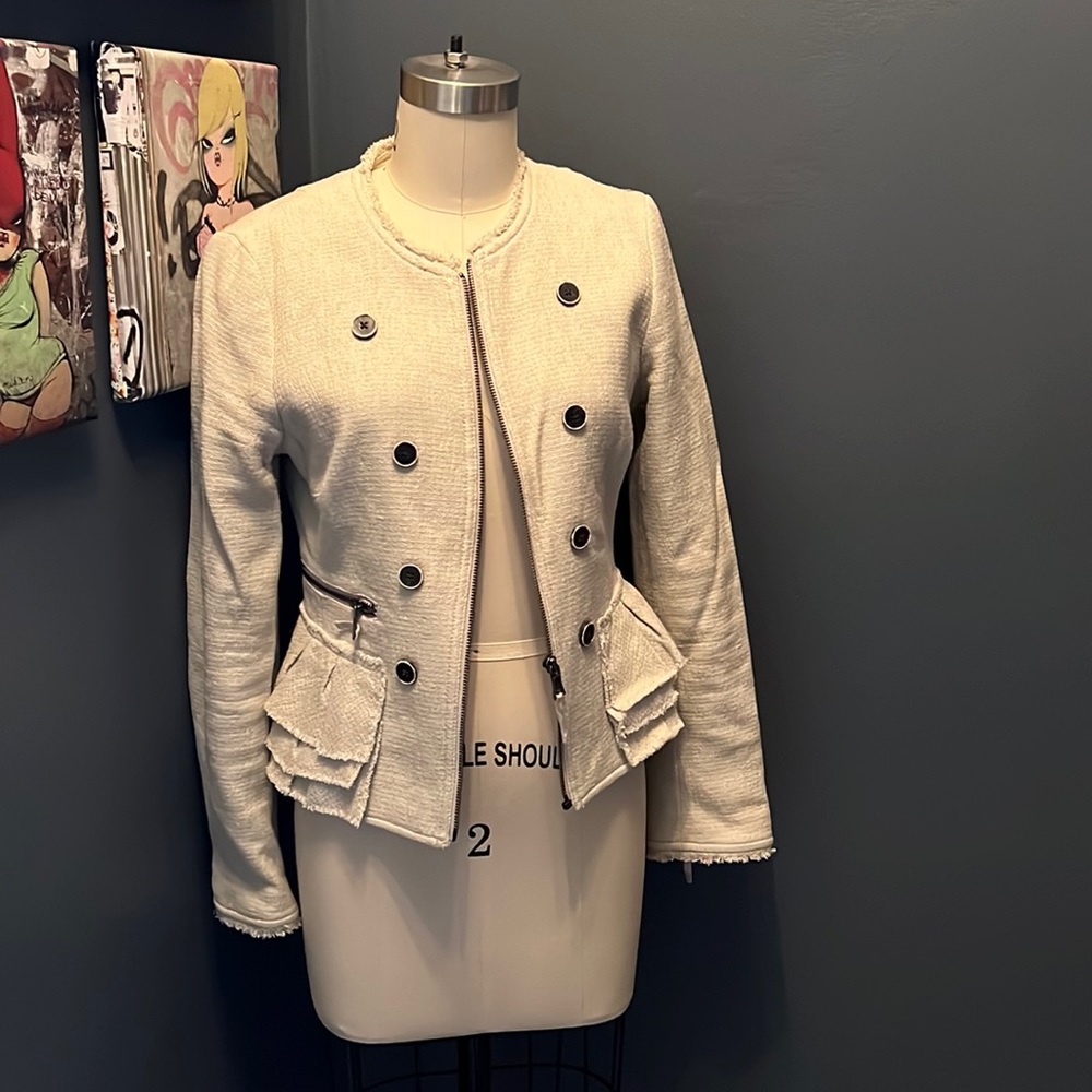 Banana Republic Cream Colored Ruffle Hem Zippered Blazer 4P